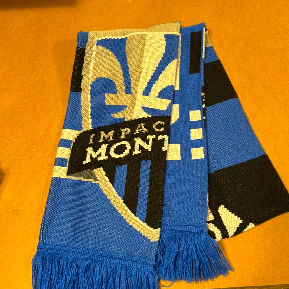 CF Montreal soccer scarf